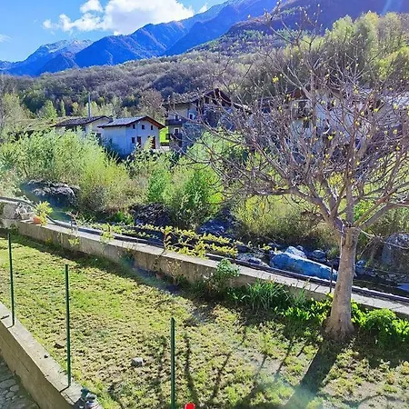 Casa Isollaz Διαμέρισμα Challand Saint Victor